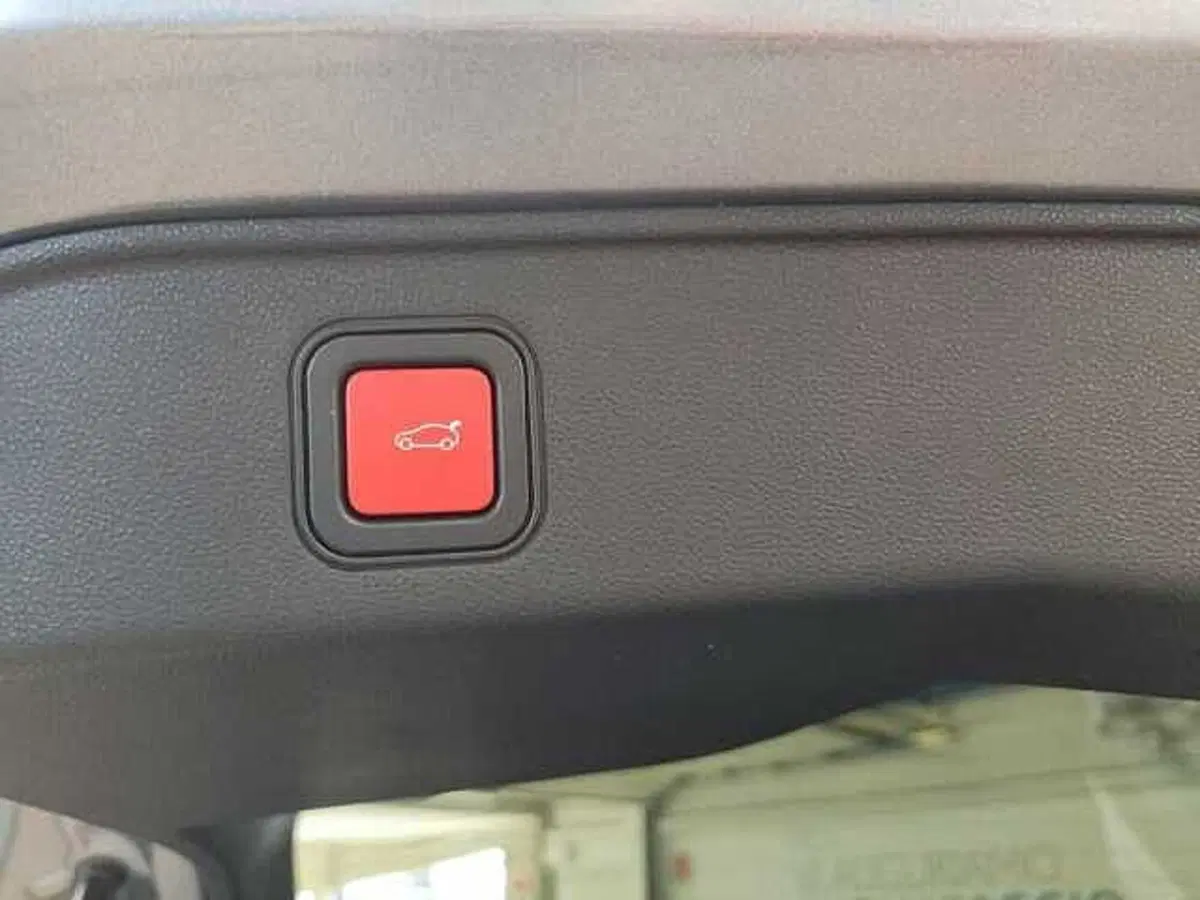 Alfa Romeo Junior usata a Milano (16)