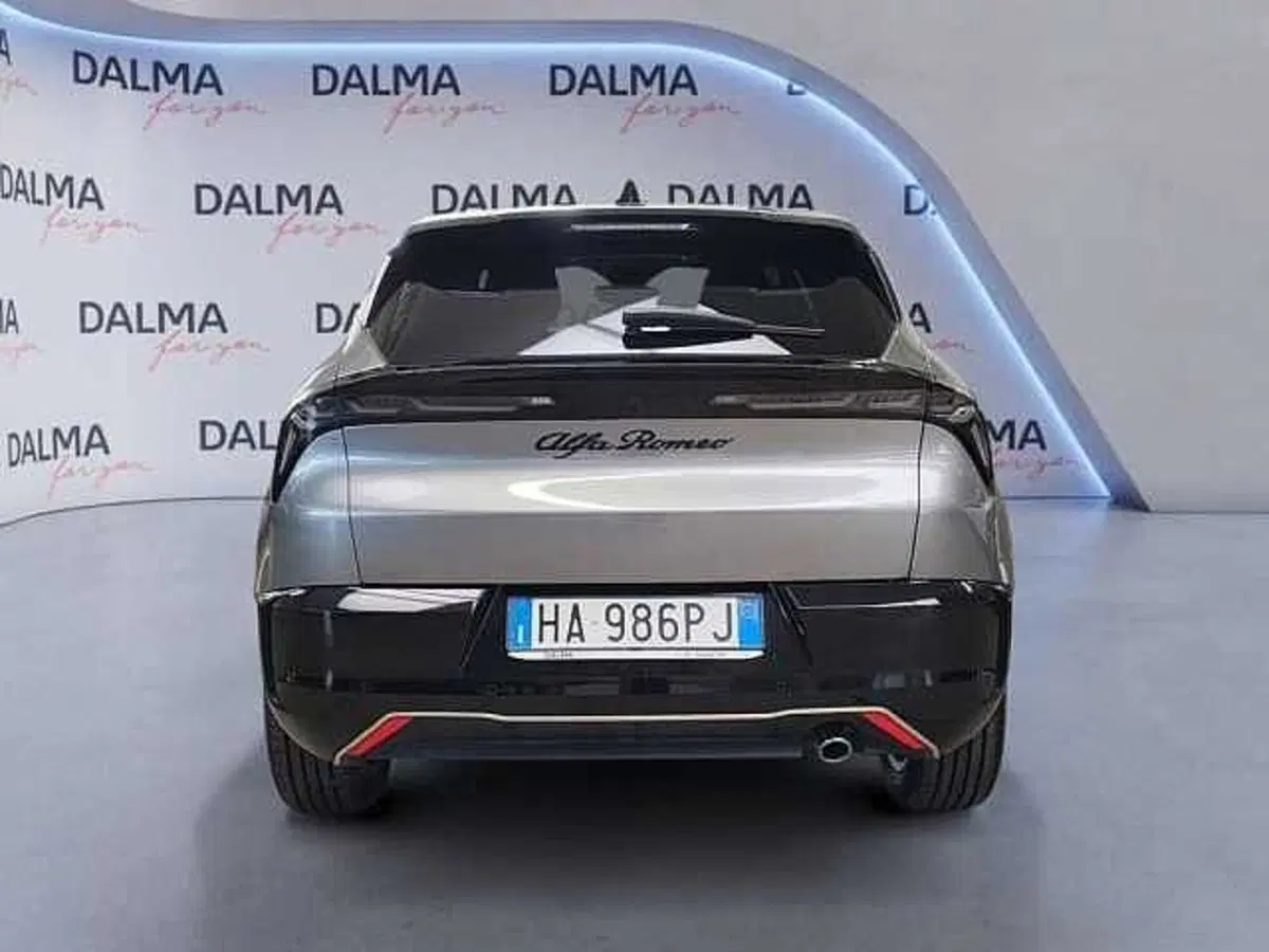Alfa Romeo Junior usata a Milano (4)