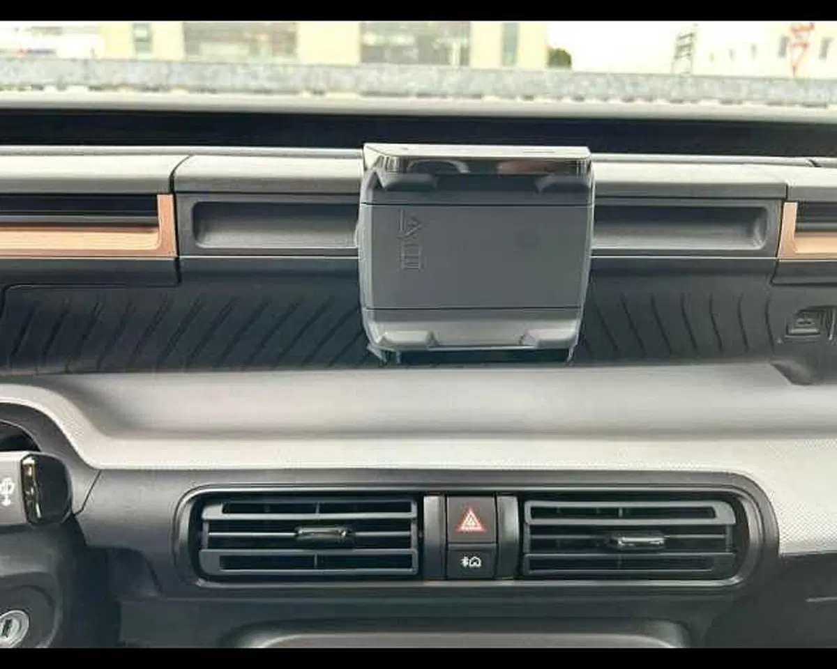 Citroen C3 Aircross nuova a Milano (14)