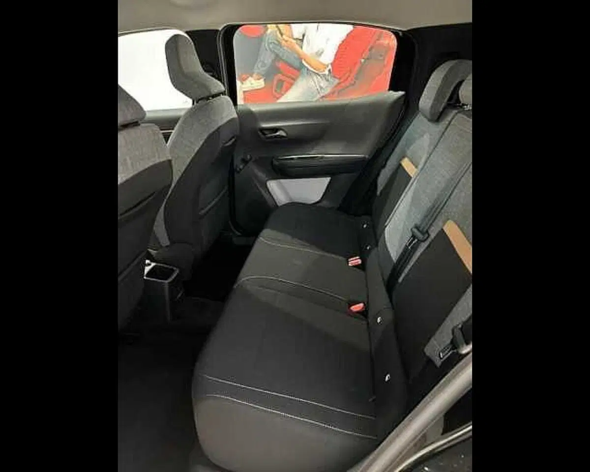 Citroen C3 Aircross nuova a Milano (16)