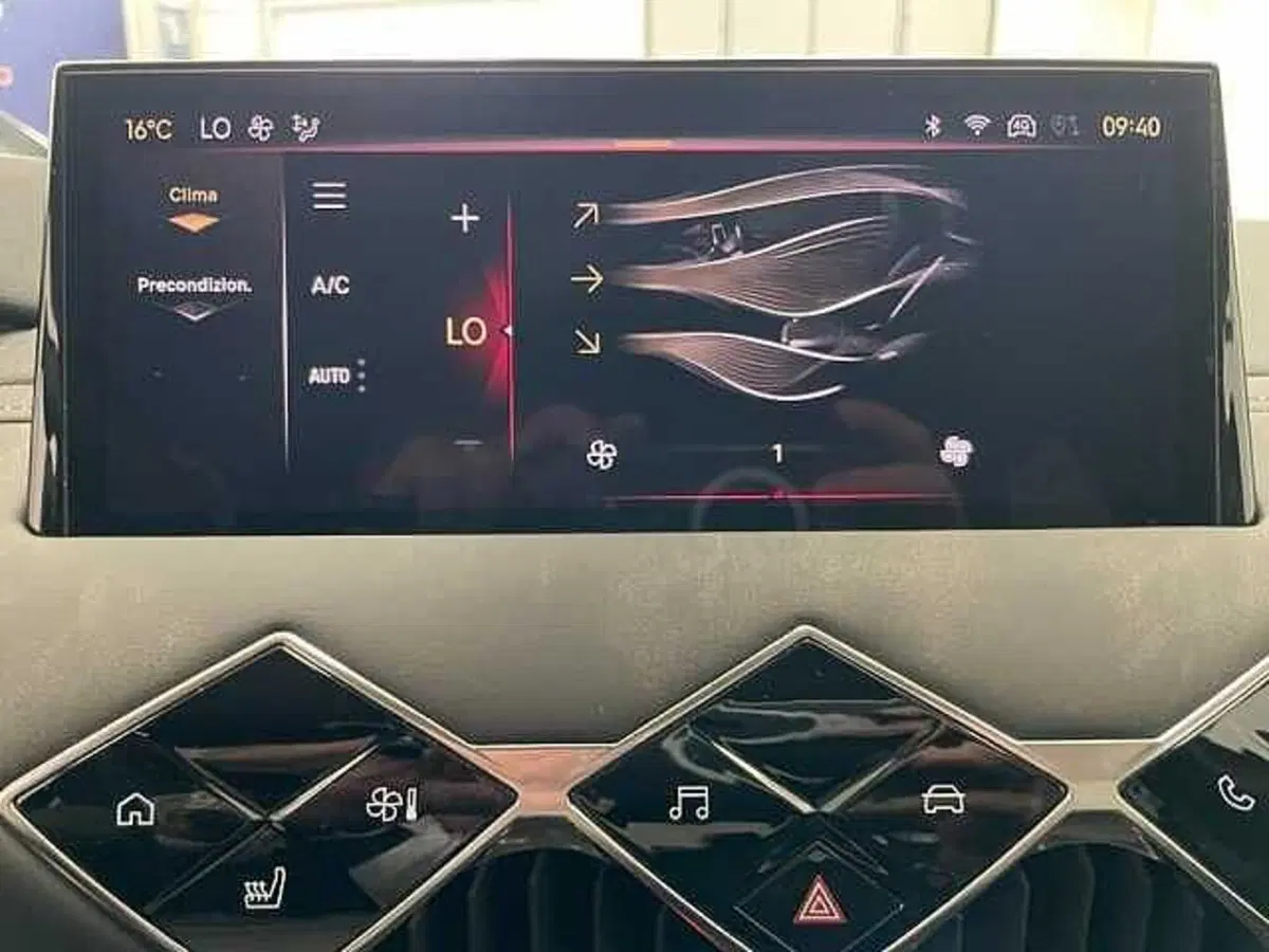 Ds DS 3 usata a Milano (16)