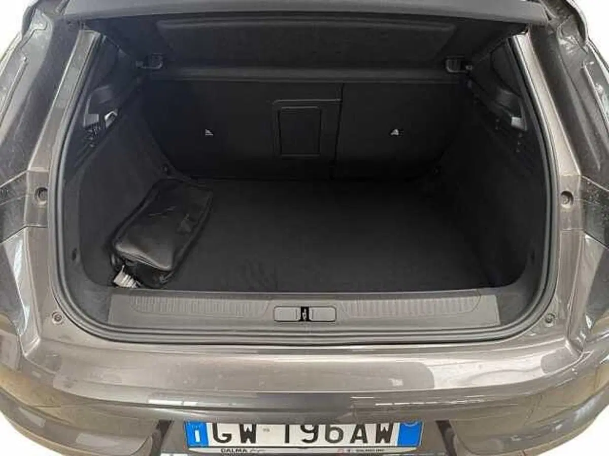 Ds DS 4 nuova a Milano (15)
