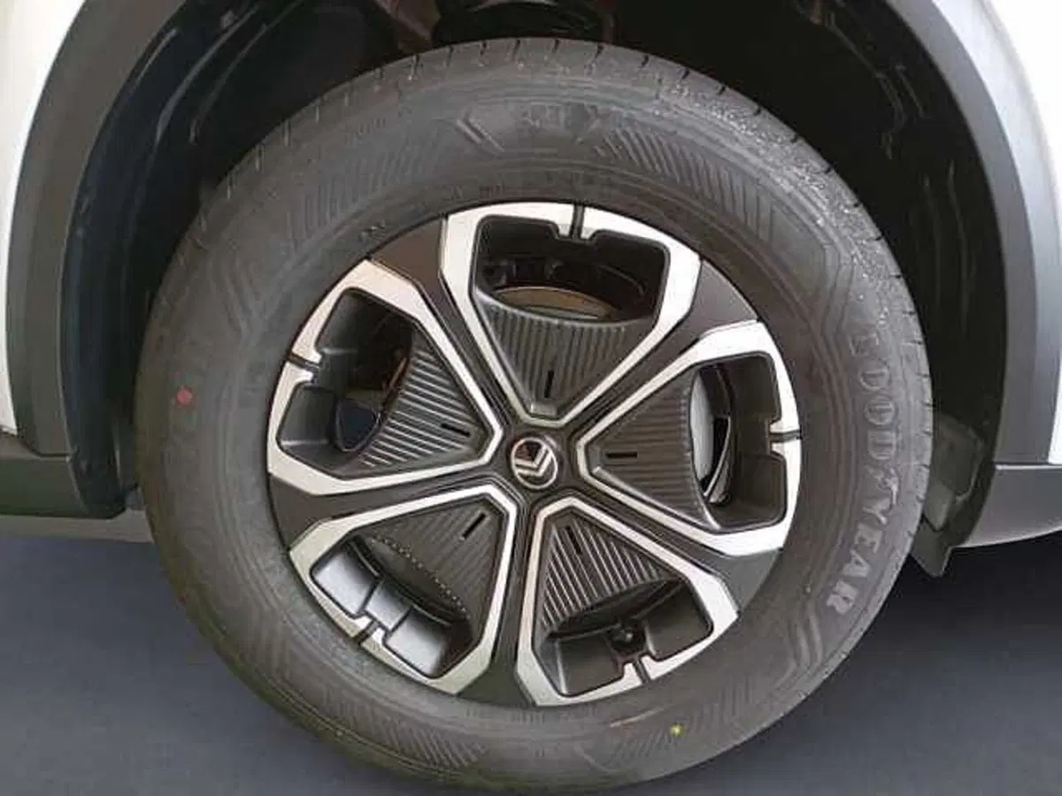 Citroen C3 Aircross nuova a Milano (6)
