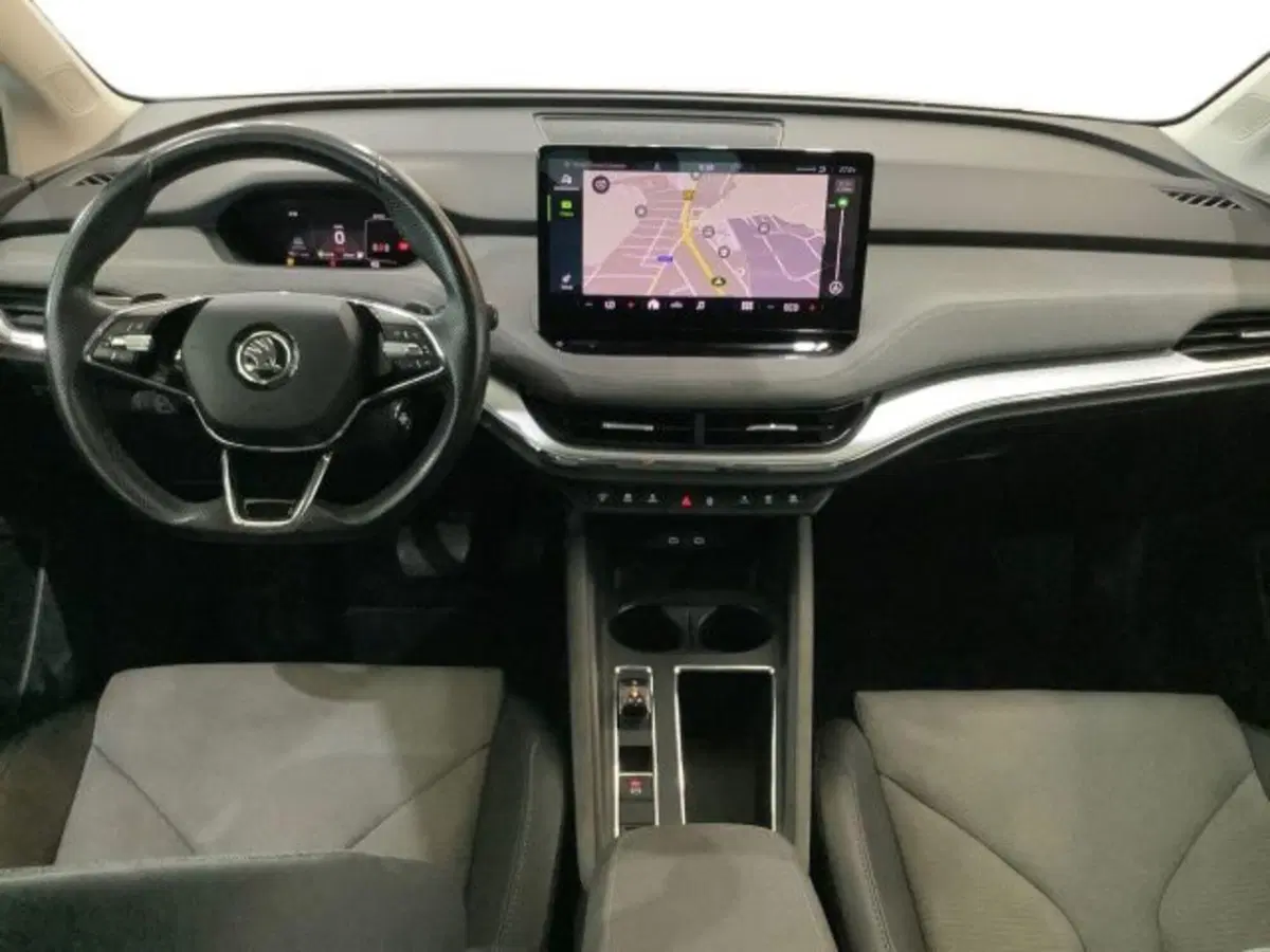 Skoda Enyaq usata a Catania (7)