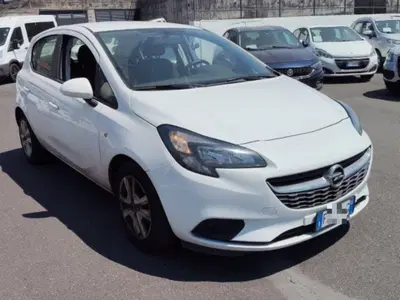 Opel Corsa 1.2 5 porte n-Joy del 2015 usata a Belpasso