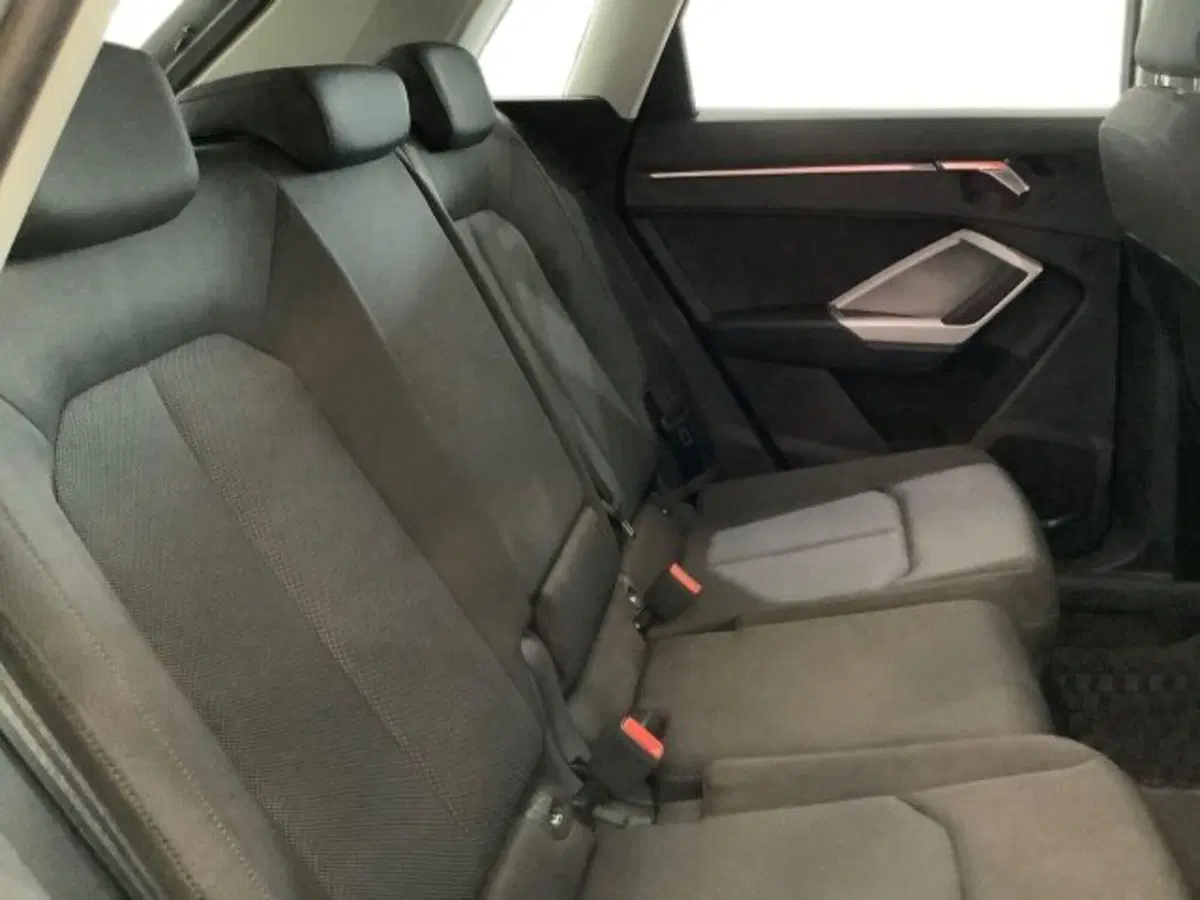 Audi Q3 usata a Catania (11)