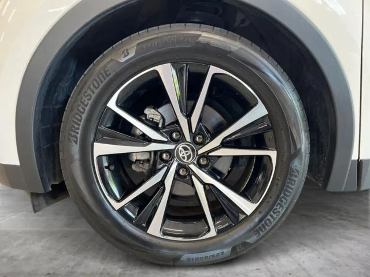 Toyota Toyota C-HR usata a Vercelli (15)
