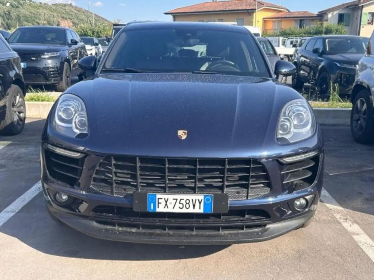 Porsche Macan usata a Lucca (2)
