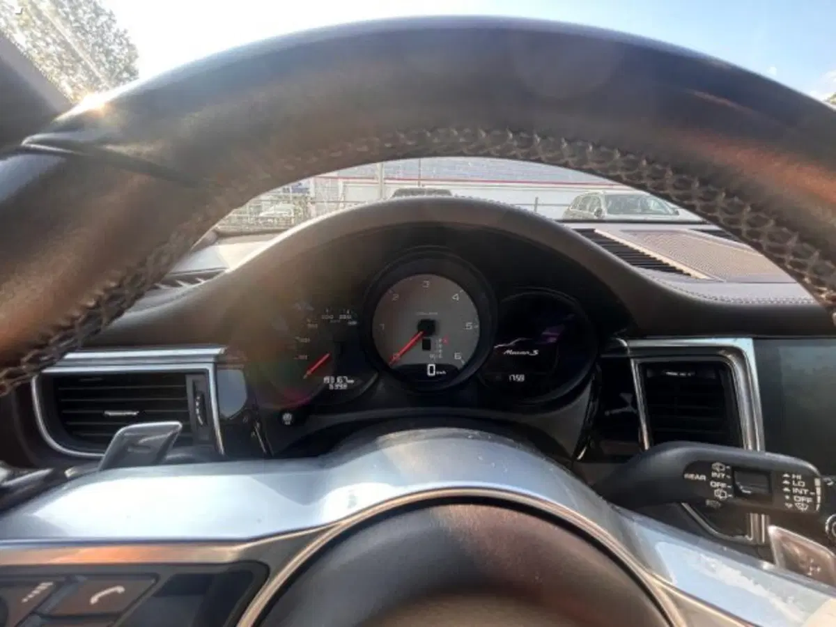Porsche Macan usata a Lucca (6)