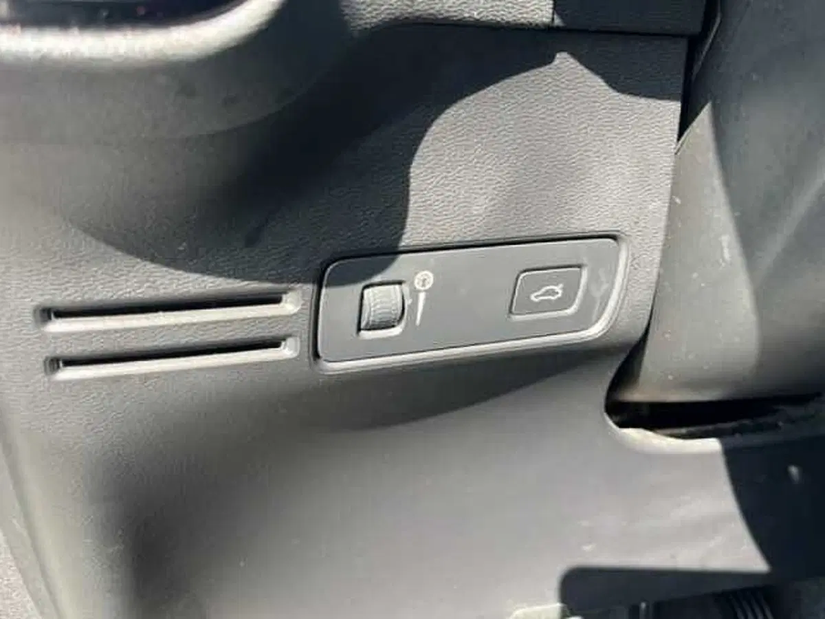 Volvo XC40 usata a Ravenna (17)