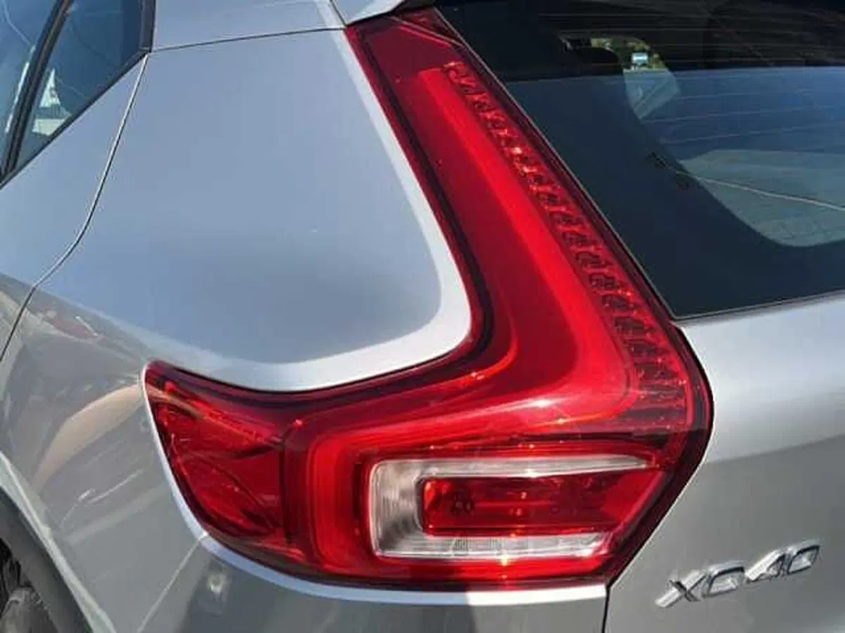 Volvo XC40 usata a Ravenna (9)