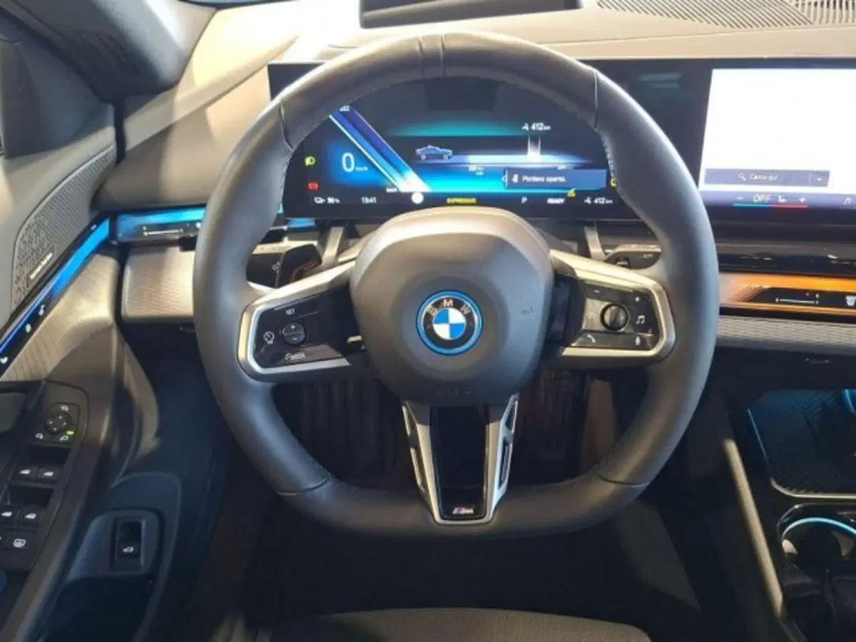 BMW i5 Touring usata a Verona (14)