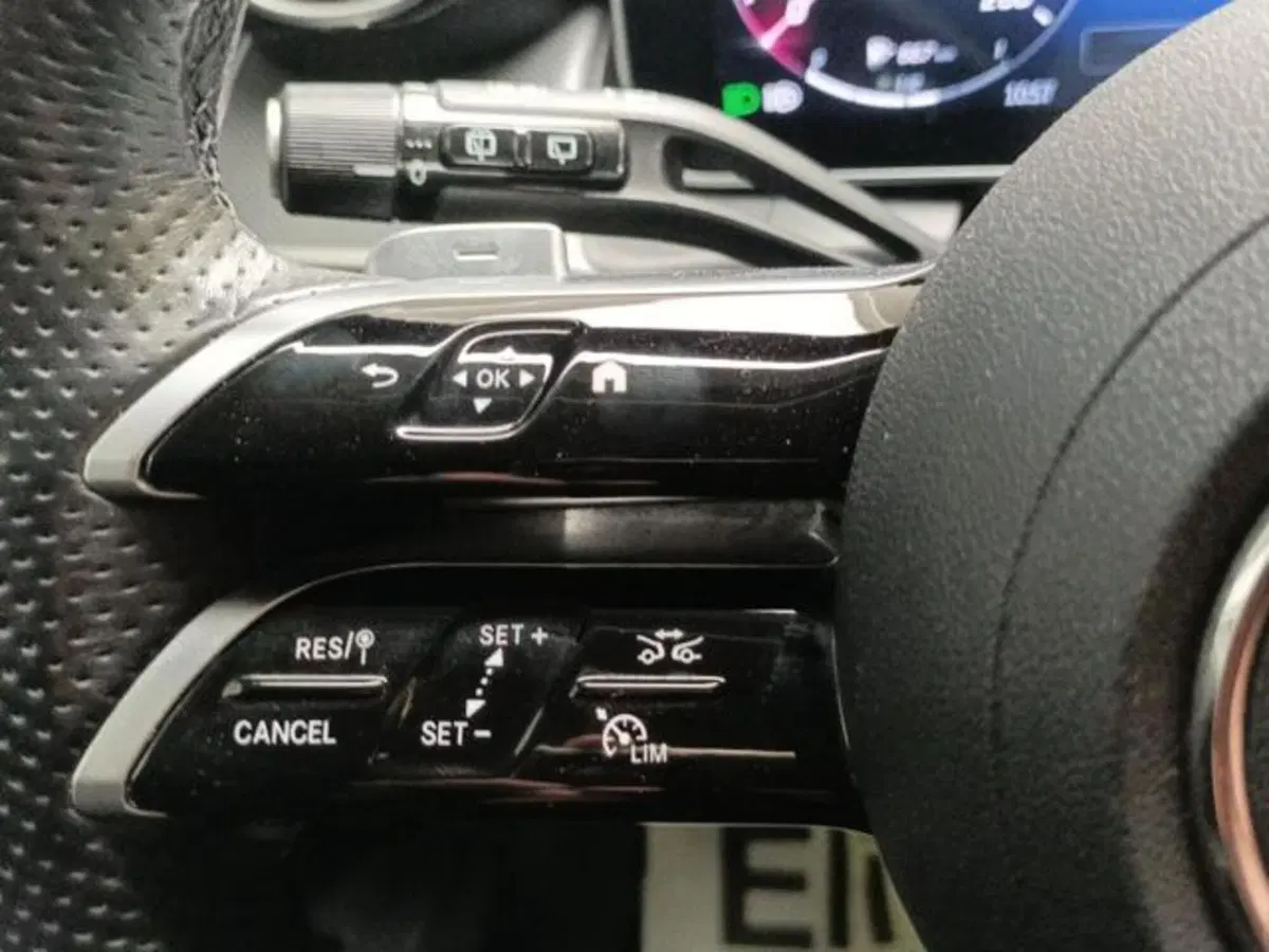 Mercedes-Benz GLC usata a Milano (13)