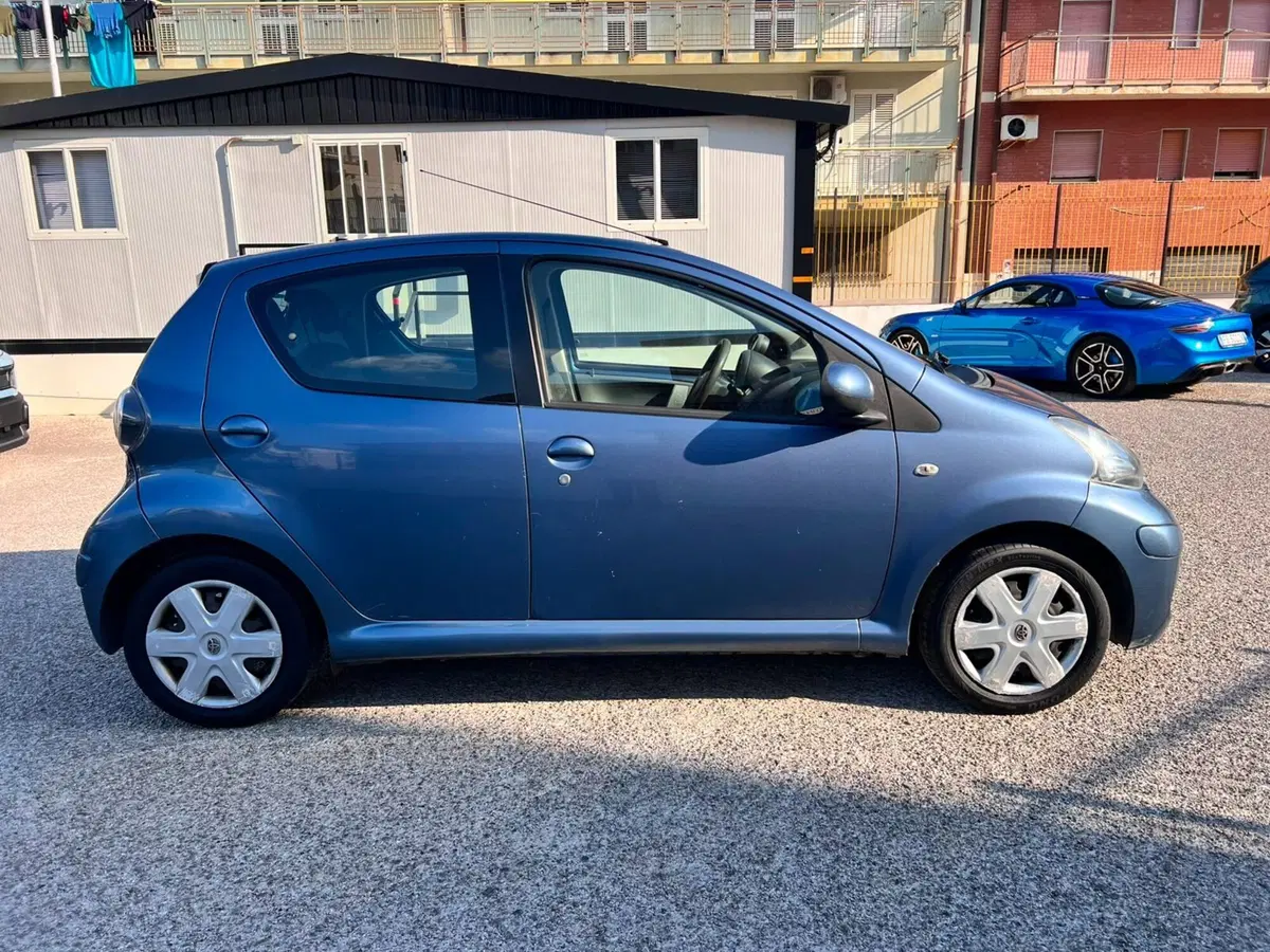 Toyota Aygo usata a Messina (4)