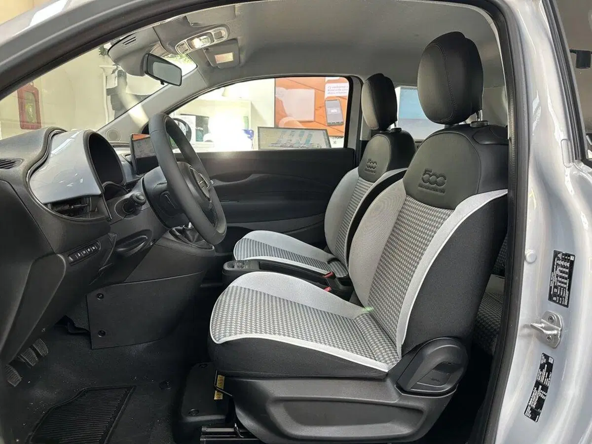 Fiat 500 nuova a Sondrio (10)