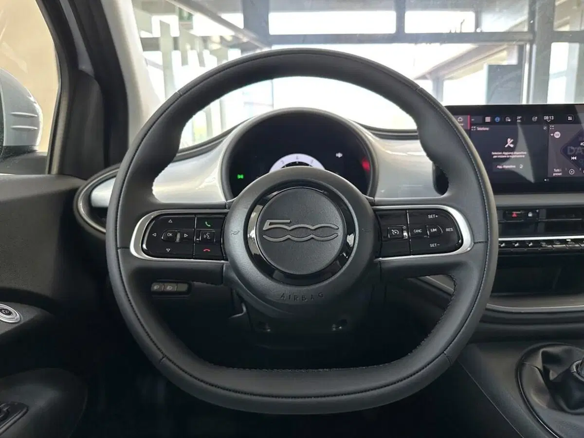 Fiat 500 nuova a Sondrio (15)