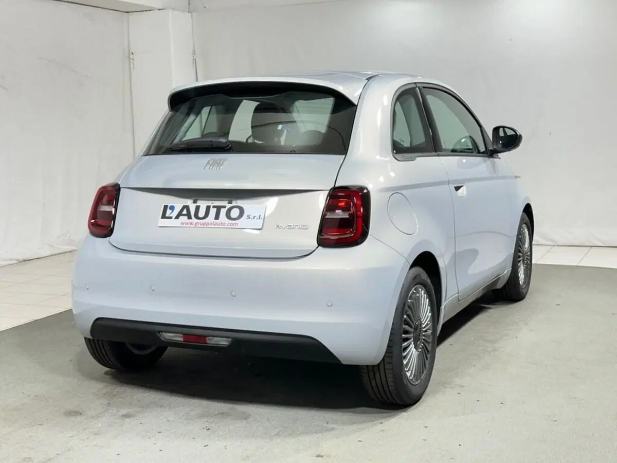Fiat 500 nuova a Sondrio (5)