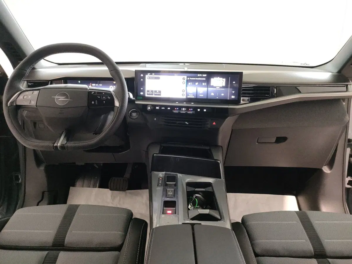 Opel Grandland nuova a L'Aquila (16)