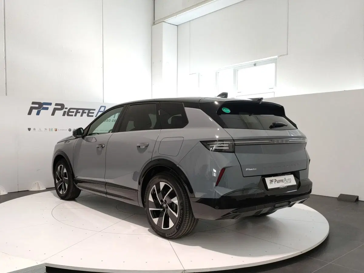 Opel Grandland nuova a L'Aquila (3)