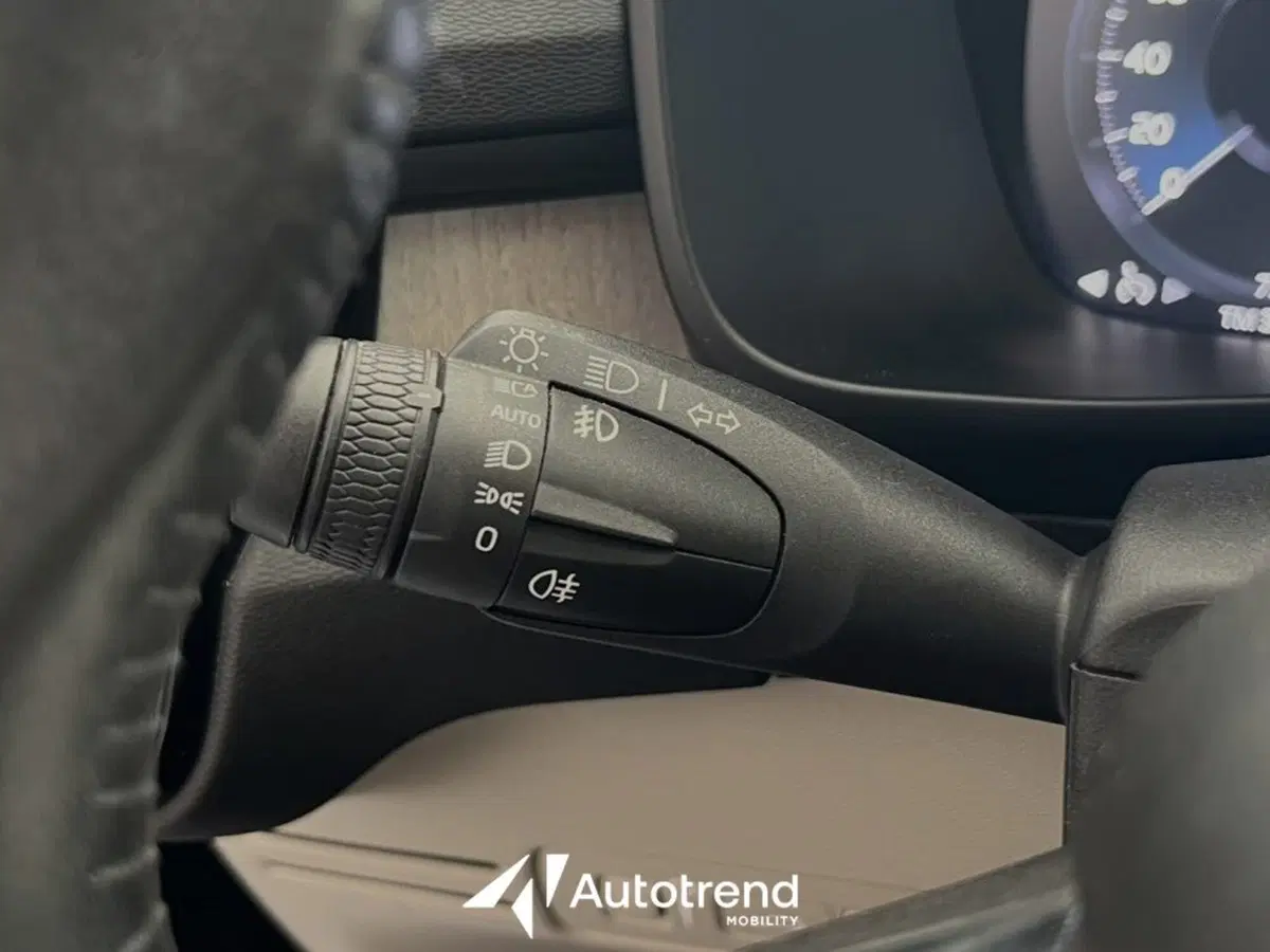 Volvo XC40 usata a Bari (14)