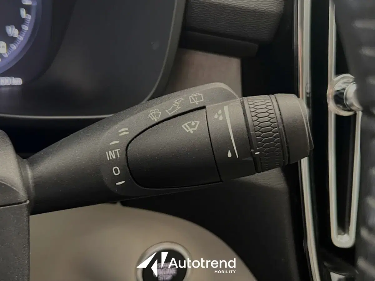 Volvo XC40 usata a Bari (15)