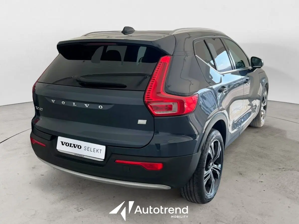 Volvo XC40 usata a Bari (2)