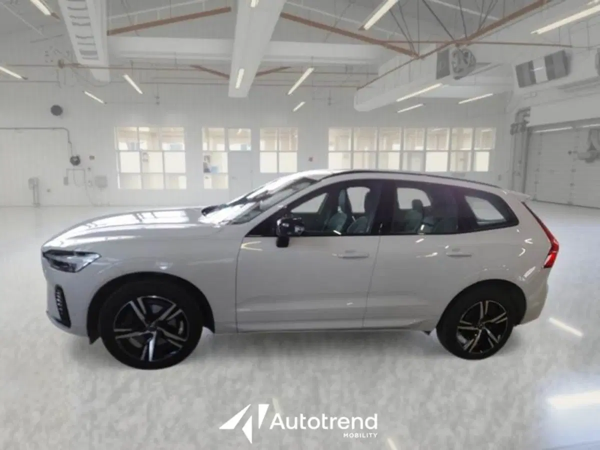 Volvo XC60 usata a Bari (13)