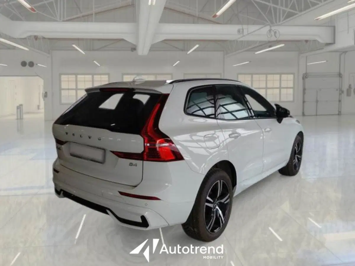 Volvo XC60 usata a Bari (2)