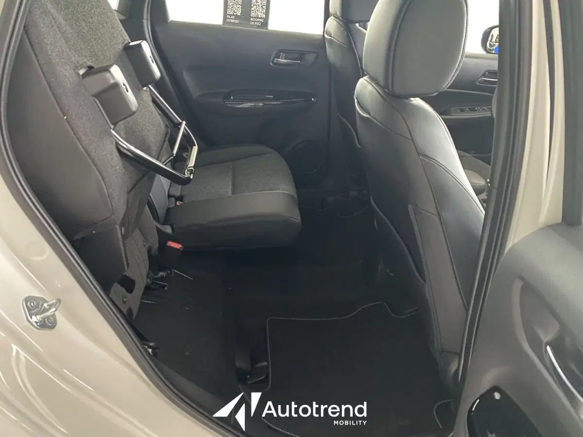 Honda Jazz usata a Bari (16)
