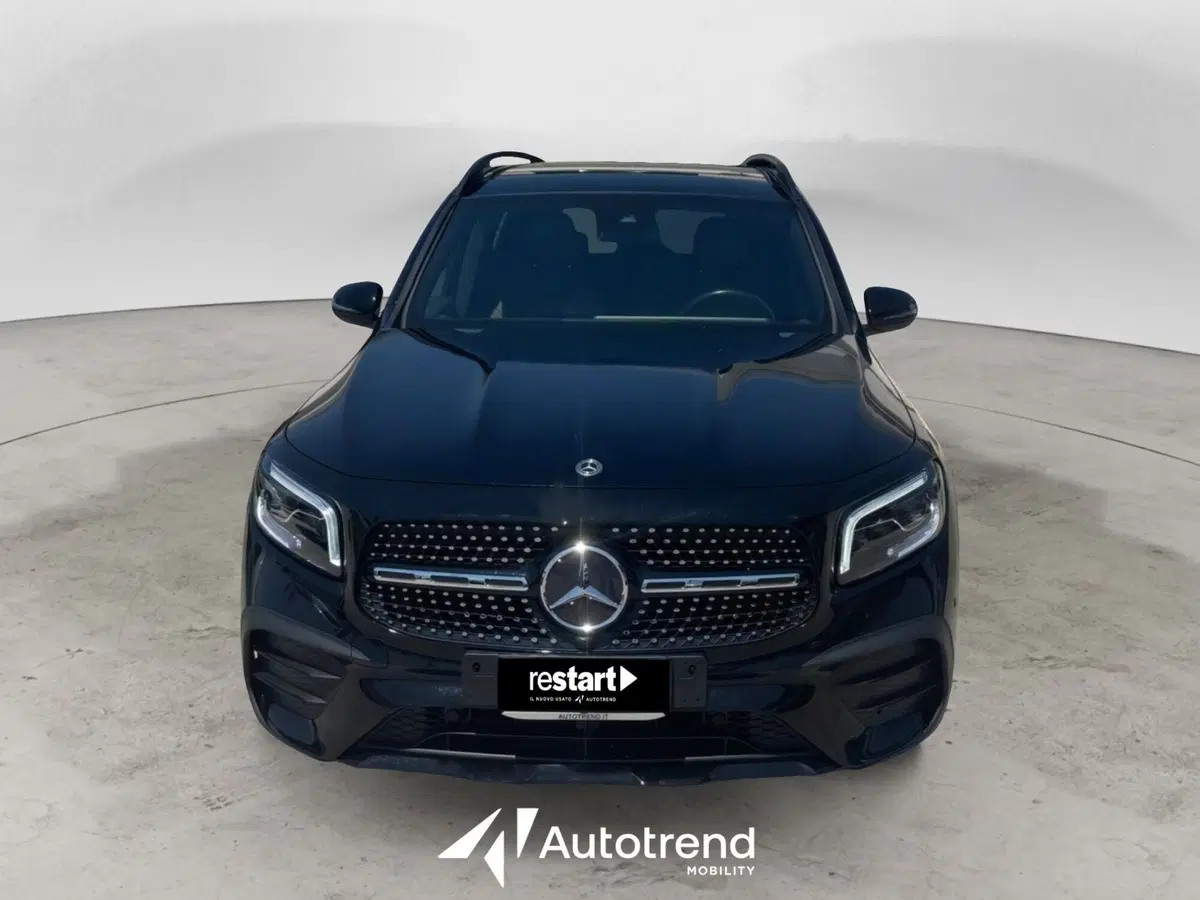 Mercedes-Benz GLB usata a Bari (3)
