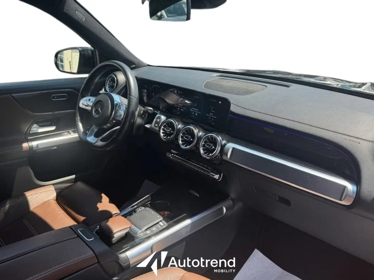 Mercedes-Benz GLB usata a Bari (8)