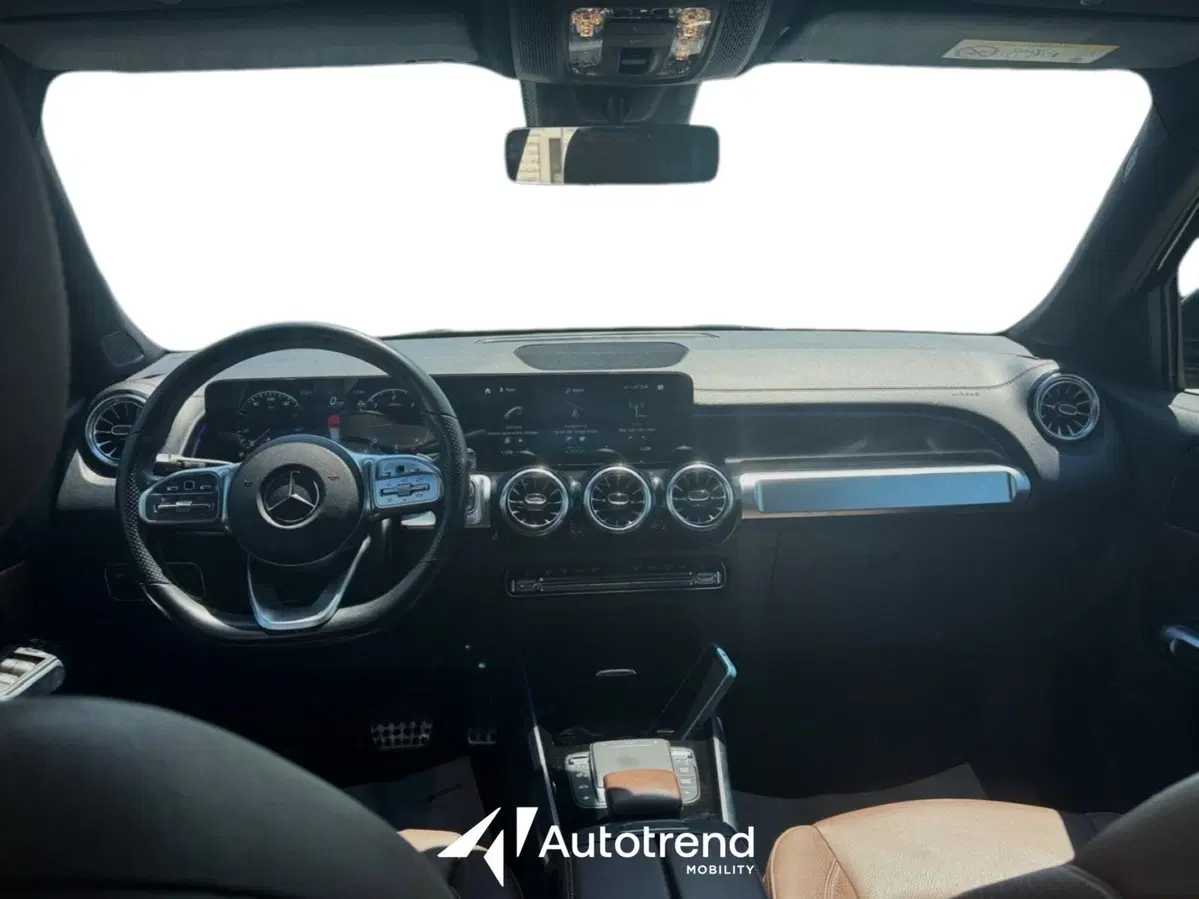 Mercedes-Benz GLB usata a Bari (9)