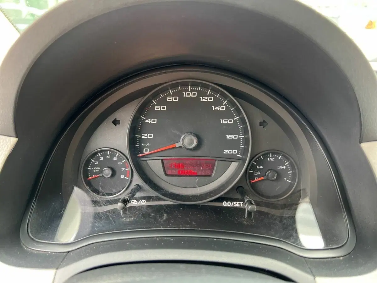 SEAT Mii usata a Sondrio (9)