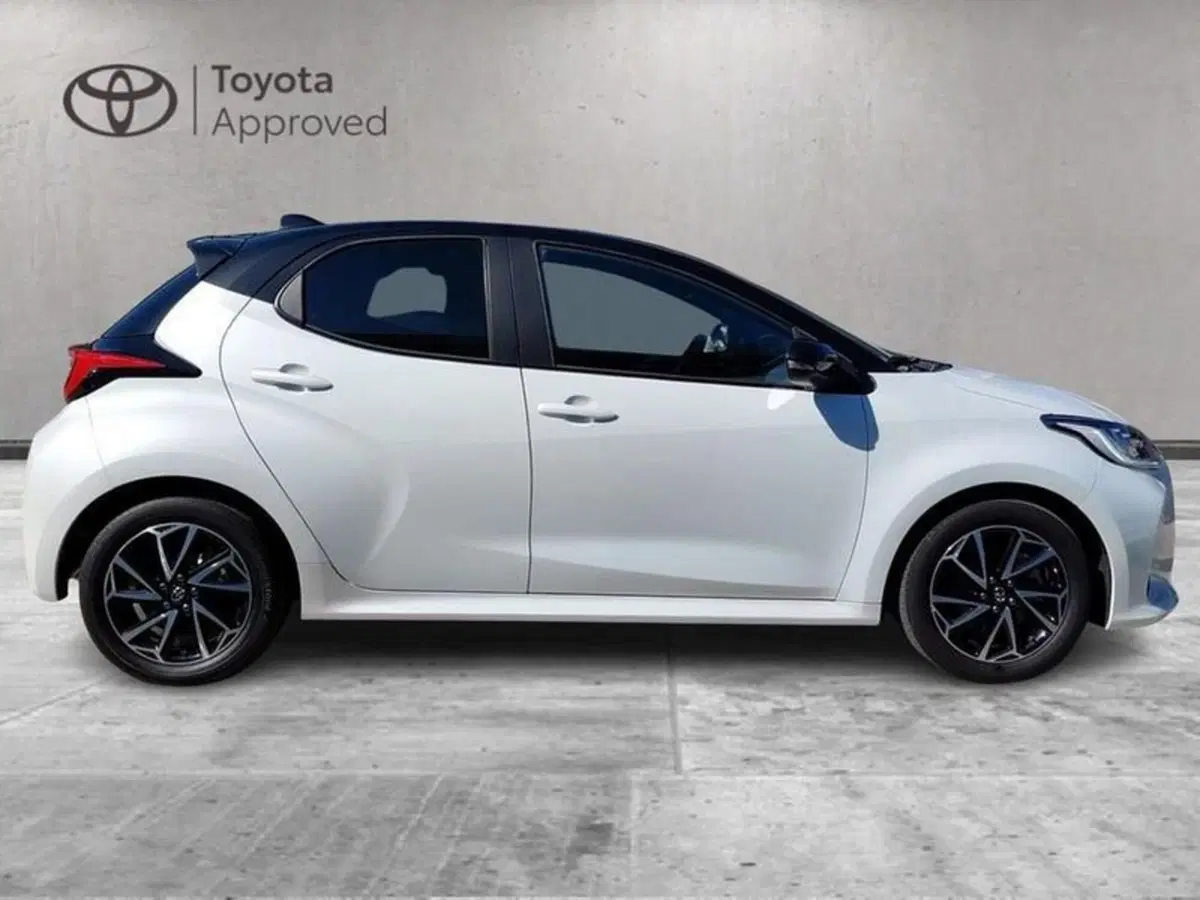 Toyota Yaris usata a Cagliari (4)