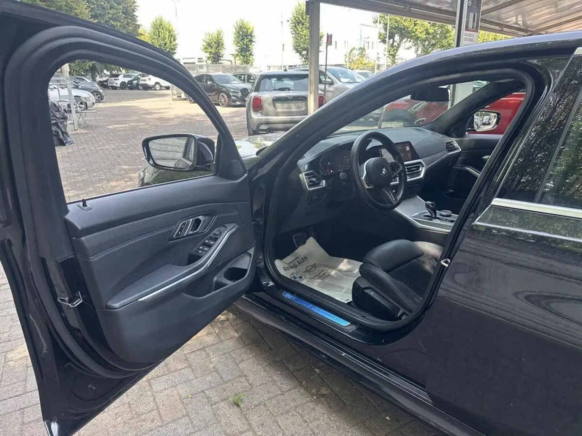 BMW Serie 3 usata a Alessandria (12)