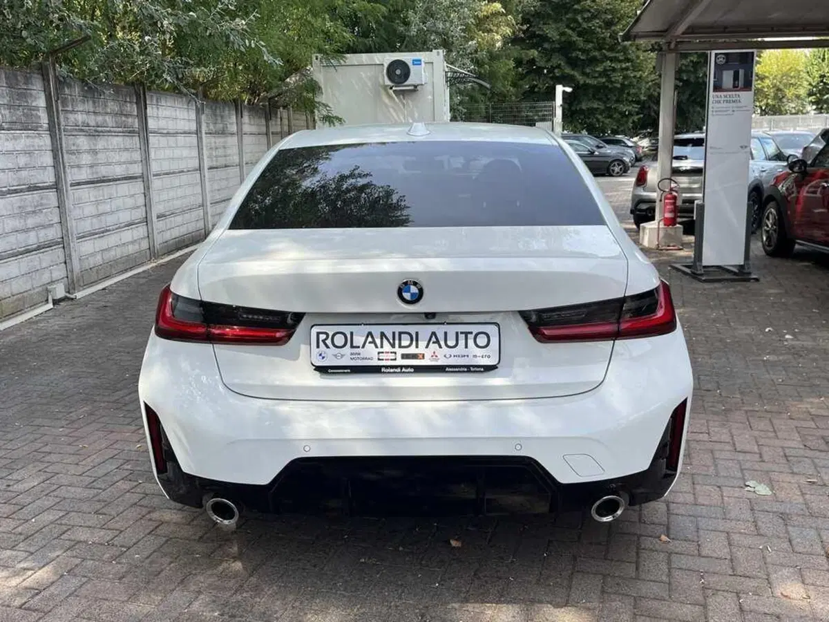 BMW Serie 3 usata a Alessandria (8)