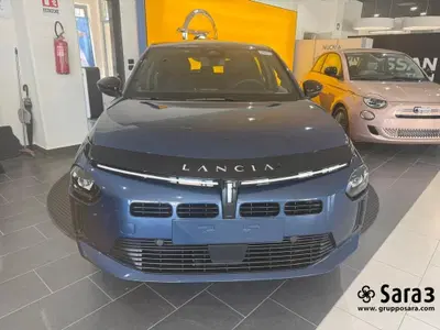 Lancia Ypsilon 1.2 mhev Edizione Cassina e-dct nuova a Benevento