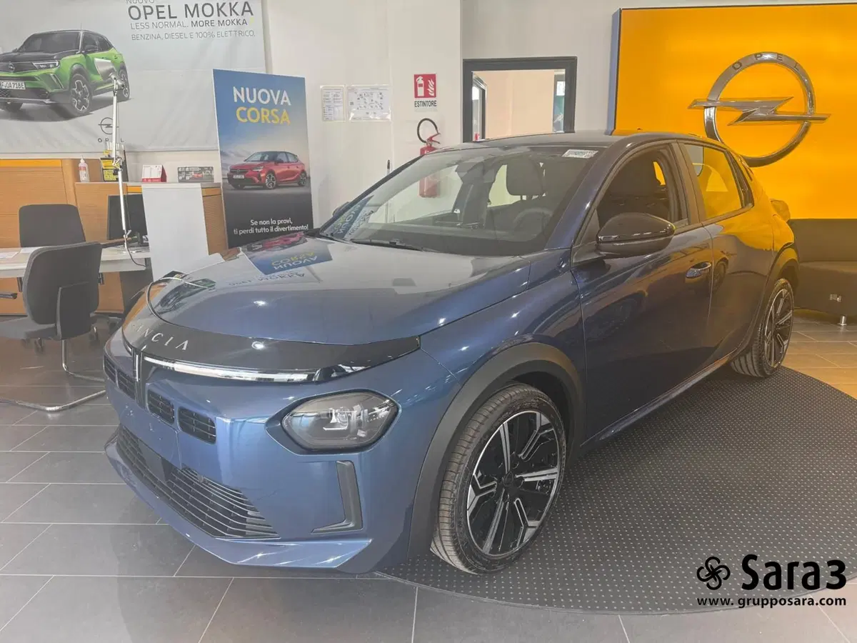 Lancia Ypsilon nuova a Benevento (2)
