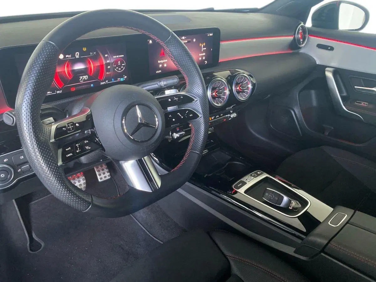 Mercedes-Benz Classe A usata a Bergamo (8)