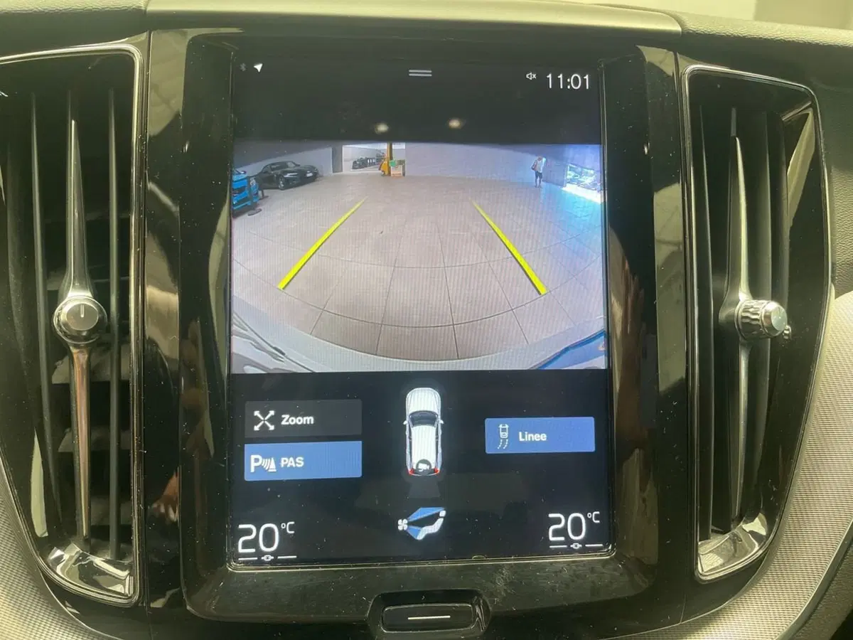 Volvo XC60 usata a Parma (14)