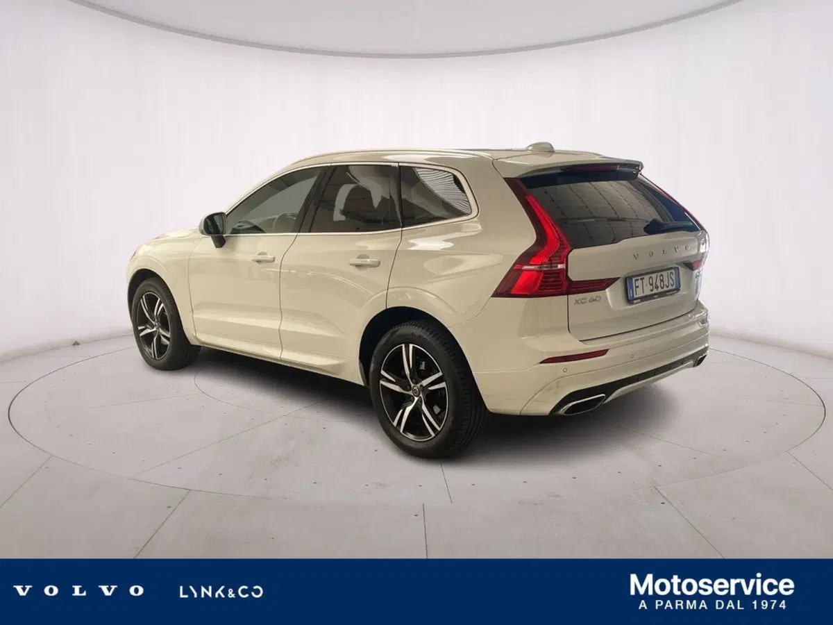 Volvo XC60 usata a Parma (9)