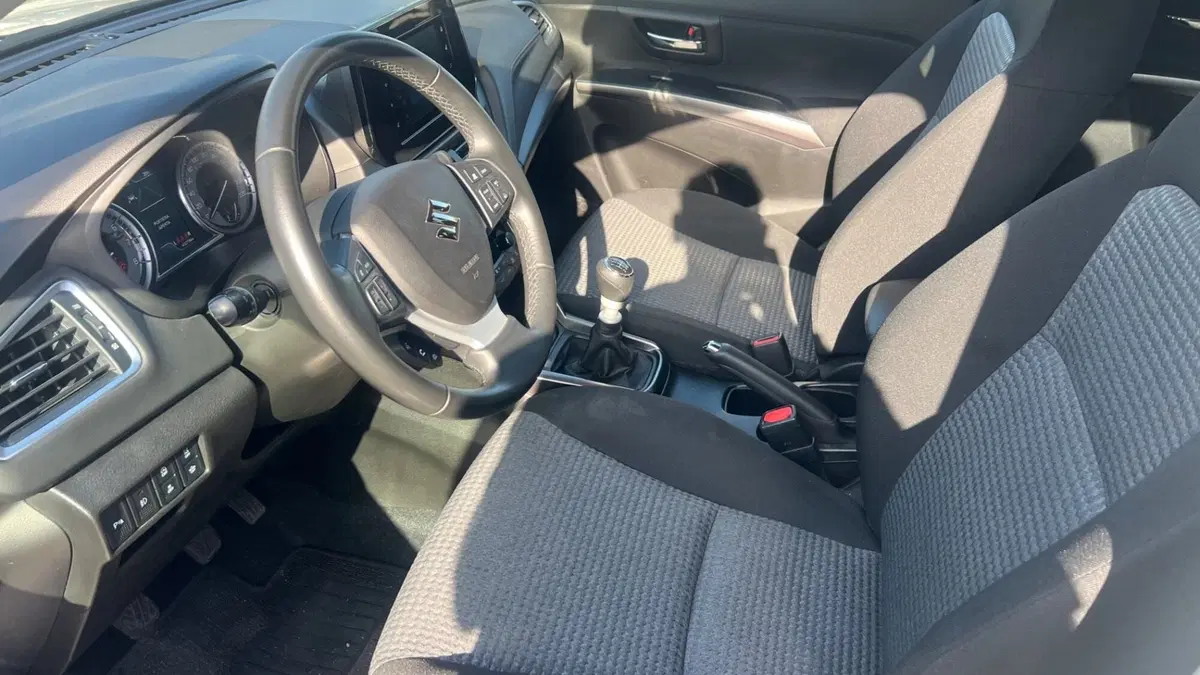Suzuki S-Cross usata a Alessandria (9)