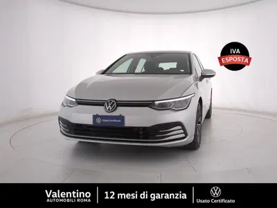 Volkswagen Golf 1.0 eTSI EVO DSG Life del 2023 usata a Roma
