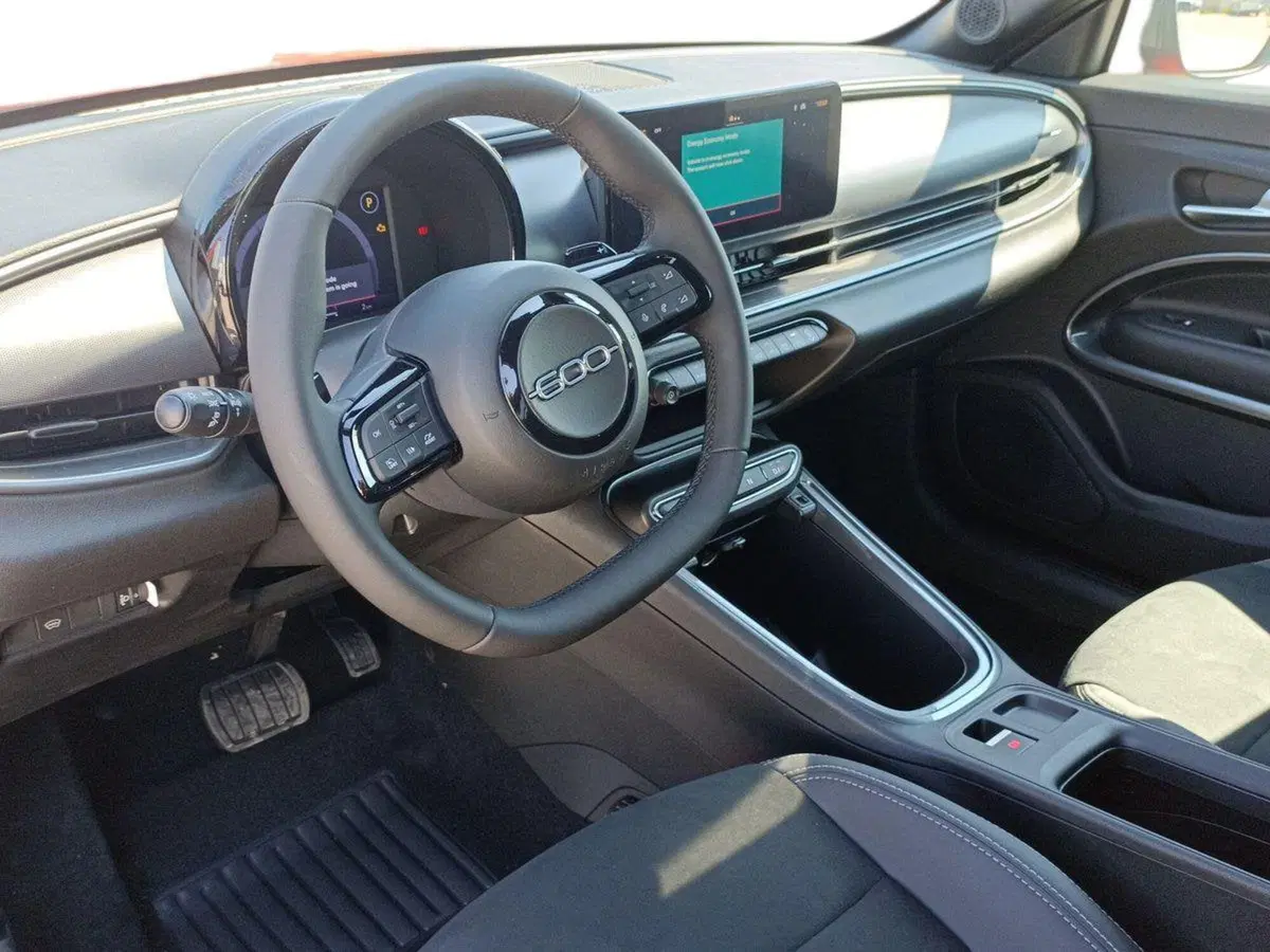 Fiat 600 nuova a Lecce (10)