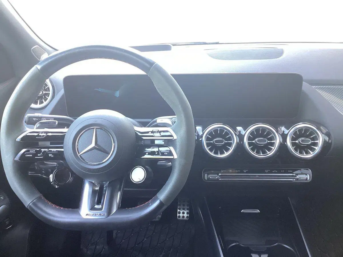 Mercedes-Benz GLA SUV usata a Foggia (9)
