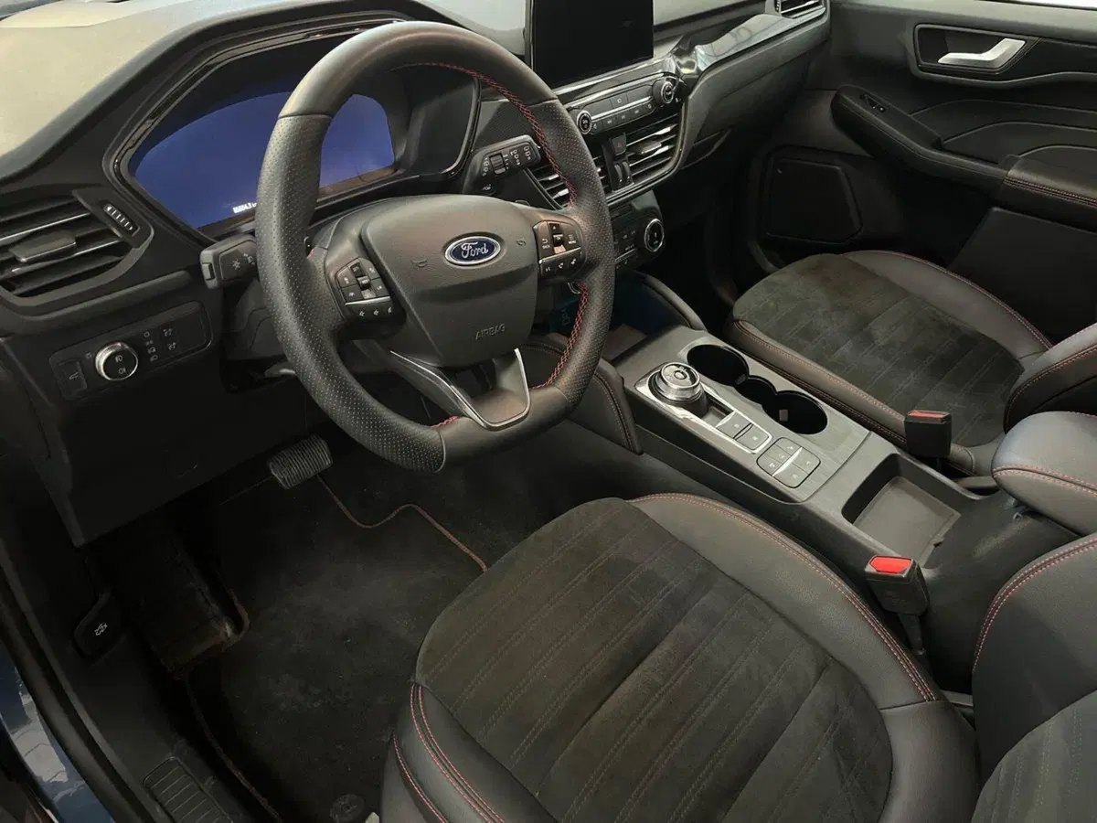 Ford Kuga usata a Matera (10)