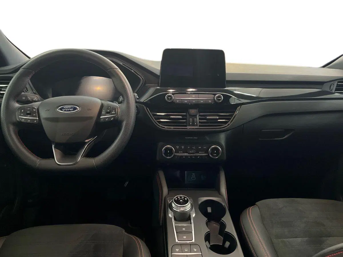 Ford Kuga usata a Matera (8)