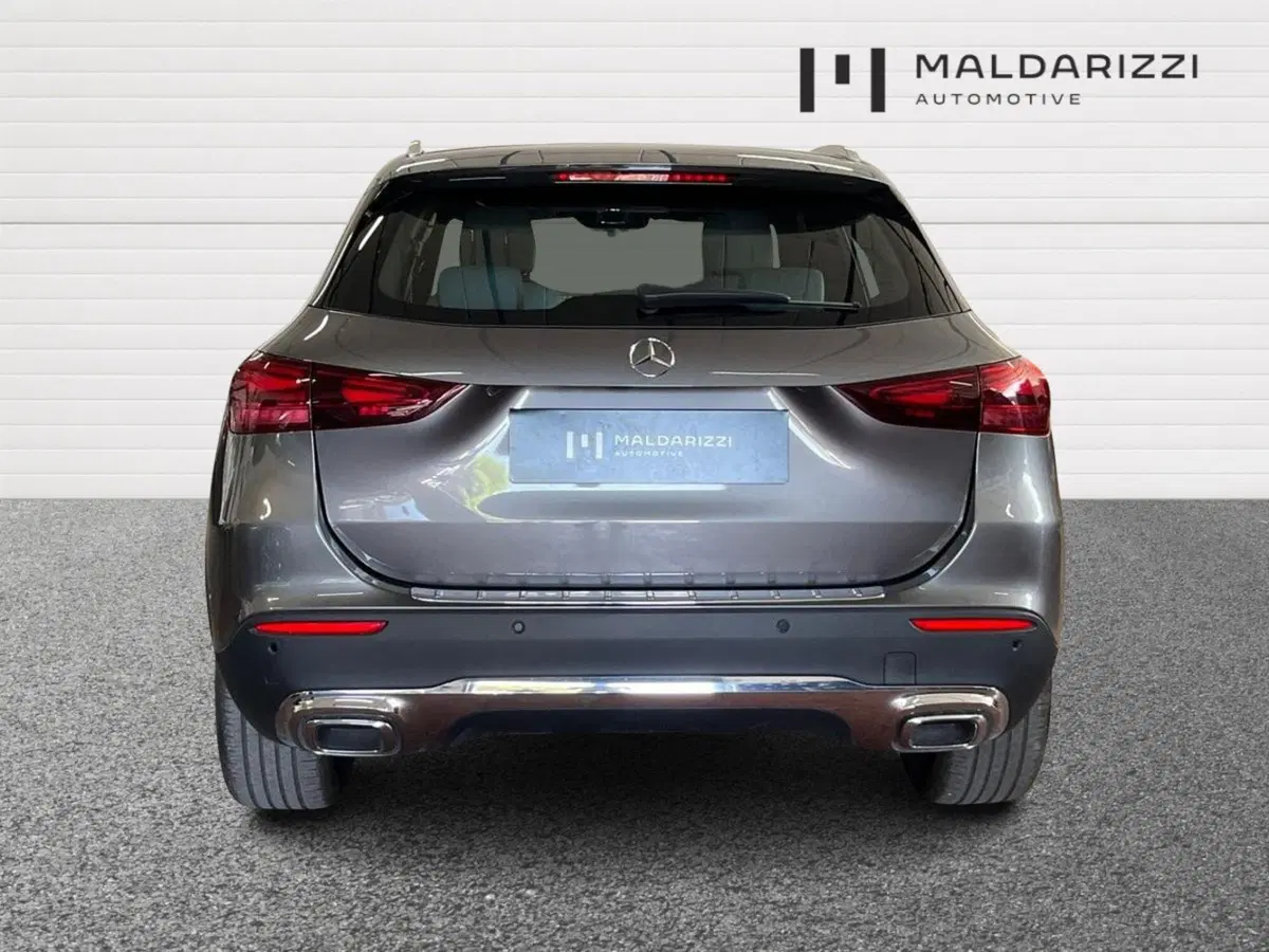 Mercedes-Benz GLA SUV usata a Taranto (3)
