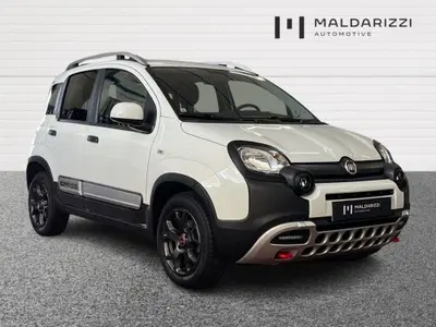 Fiat Panda Cross Cross 1.0 FireFly S&amp;S Hybrid del 2023 usata a Bari
