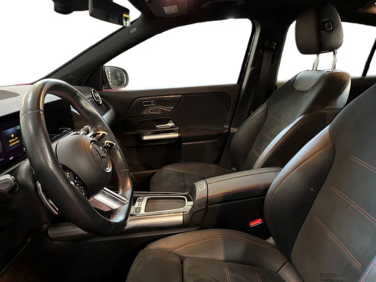 Mercedes-Benz GLA SUV usata a Bari (7)